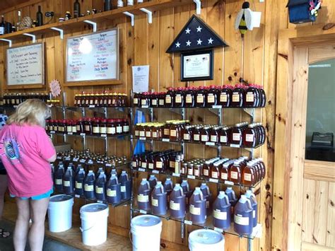 Blue ridge honey company - Mountain Wildflower Honey Plastic Jar 32oz Quantity in Cart: None Price: $17.75 : ... Blue Ridge Honey Company brhcsales1@windstream.net 6306 Hwy 441 South - or - P.O ... 